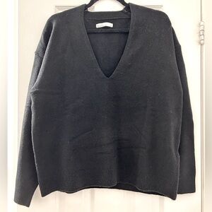 Oak+Fort Black Oversized V-Neck Sweater